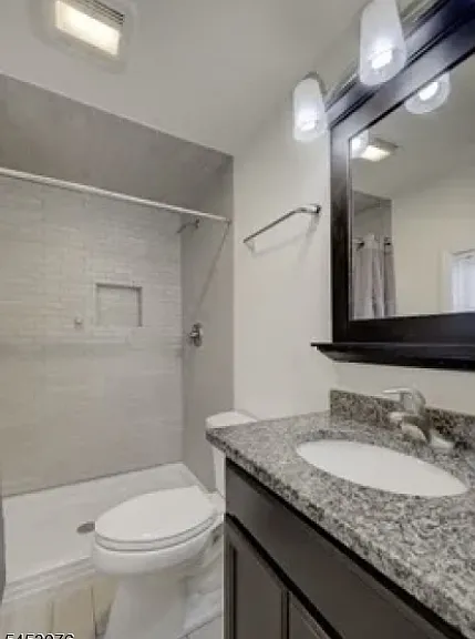 443 Downer St — Photo 11