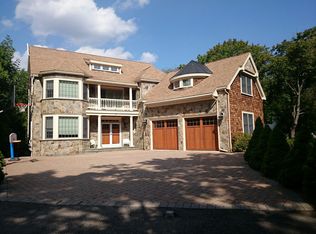 15 Harwich Rd, Newton, MA 02467