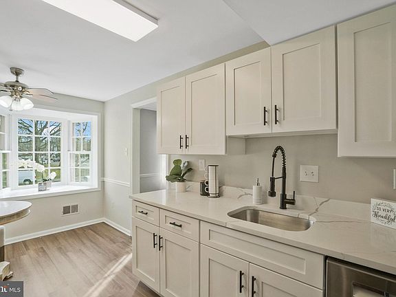 2nd image of 8056 Central Park Dr