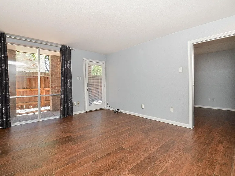 4635 Wild Indigo St #498 — Photo 5