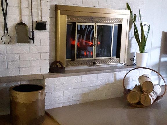 Fireplace in Living/Dining Room