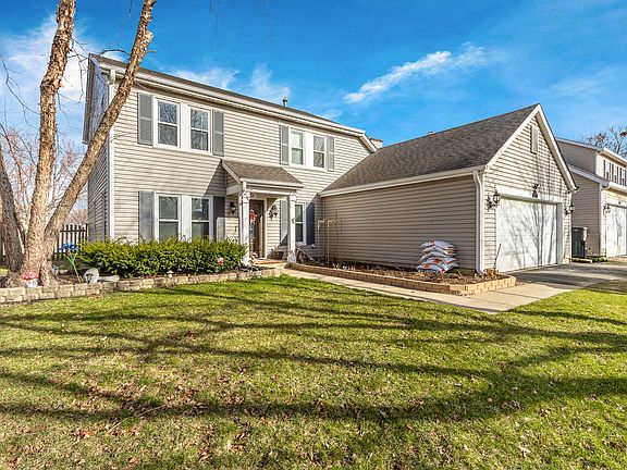 3rd image of 1475 Misthaven Ln