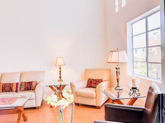 5th image of 609 E Palm Ave Unit 309