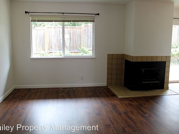 3rd image of 2803 Casa De Vida Dr