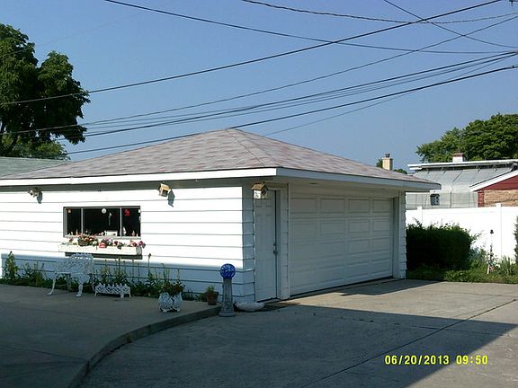 5th image of 10433 S Lavergne Ave