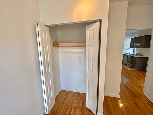 Rented by Crosstown Apartments NYC | media 49