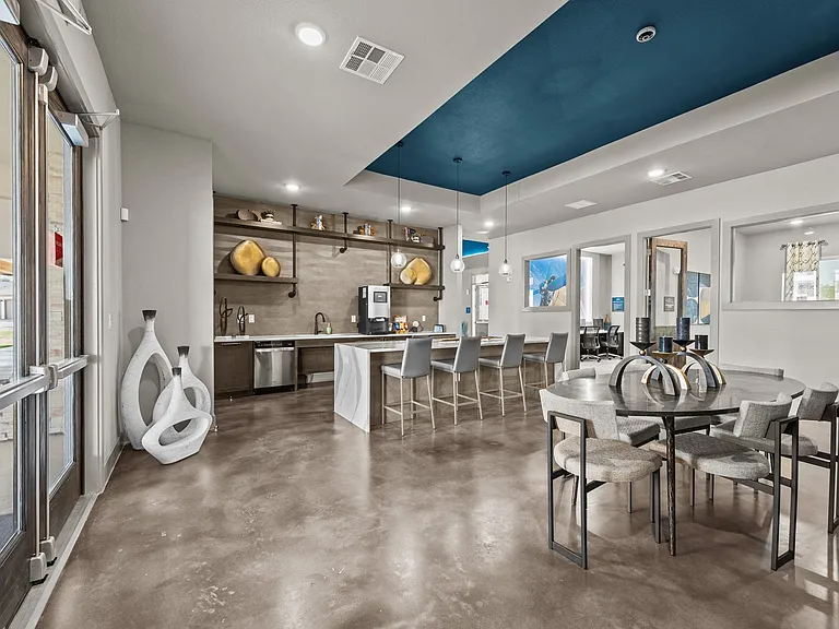 Grand at Cibolo — Photo 10