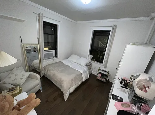 21-27 33rd St #2 Photo 1 21-27 33rd St #2 Photo 1