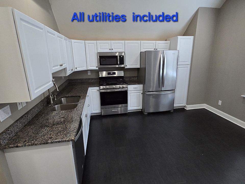 1st image of 4513 Hilltop Dr
