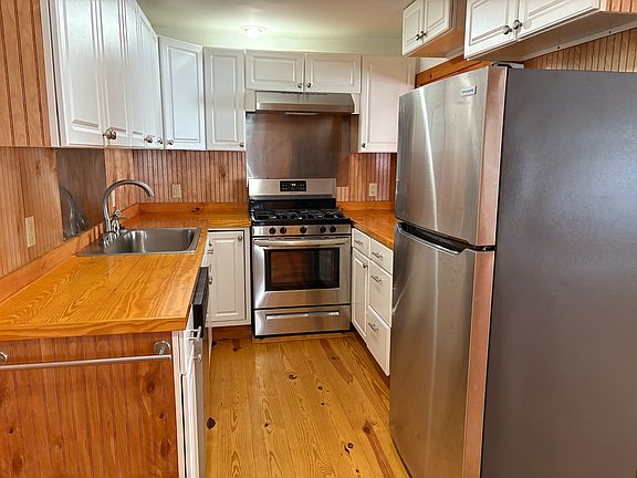 4th image of 16 Livingston St APT F