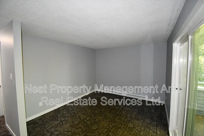 2 bed, 1.0 bath, $1,795 — Photo 2