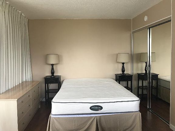 2nd image of 2415 Ala Wai Blvd APT 1002