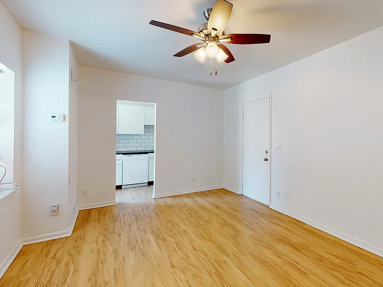 Dining/Living room