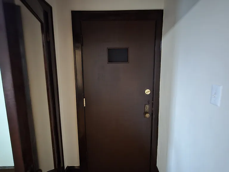 502 Beloit Ave #3B — Photo 5