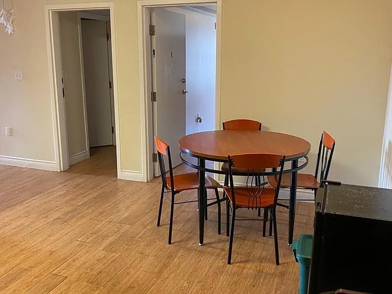 392 Albert St #203 — Photo 2