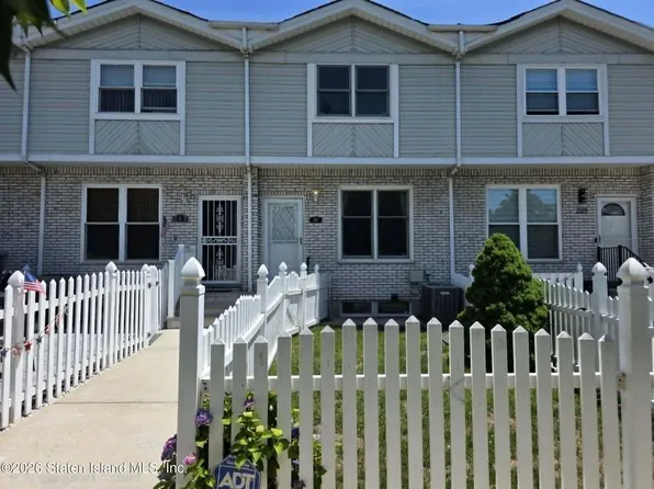 257 Loretto St, Staten Island, NY 10307