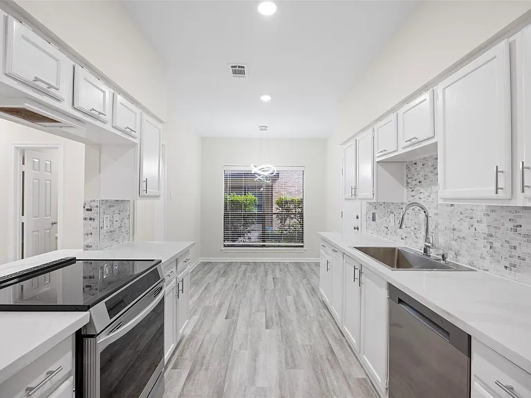 2668 Bering Dr #2668 — Photo 18