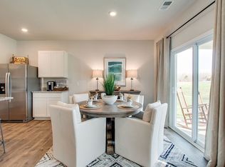 5008 Hunters Village Dr, Lebanon, TN 37087