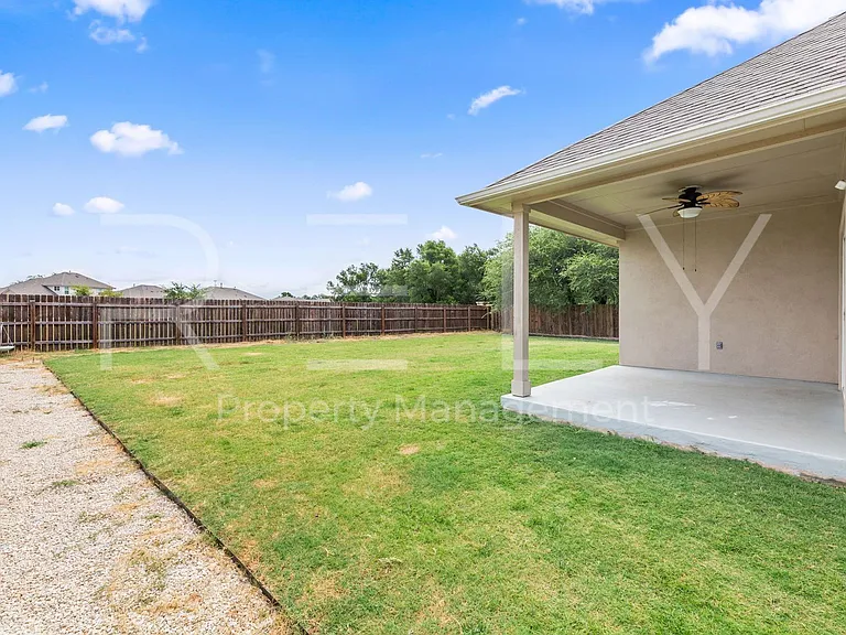 2412 Star Hill Rnch — Photo 42