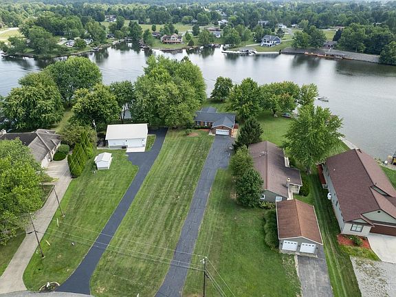 3rd image of 544 Waynoka Dr
