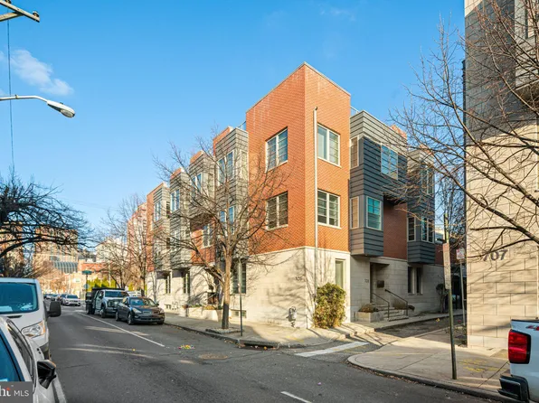 705 S 15th St, Philadelphia, PA 19146