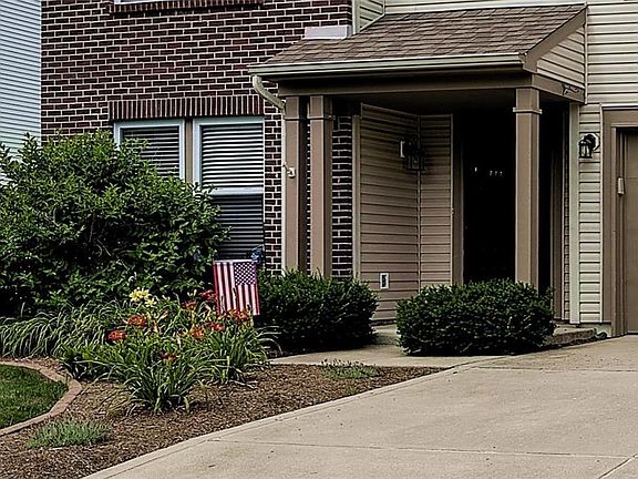 3rd image of 14815 Drayton Dr
