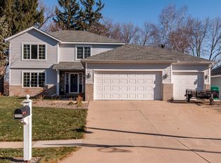 5118 Castlewood Ln NW, Rochester, MN 55901