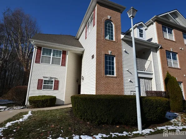 1105 Morning Glory Dr, Monroe Township, NJ 08831