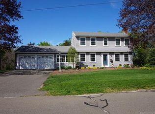 37 Farview Ave, Old Saybrook, CT 06475
