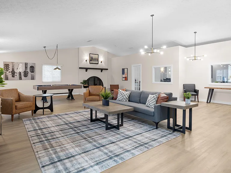 Hyde Park Townhomes — Photo 21