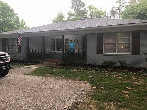 8979 Macon Rd, Cordova, TN 38018