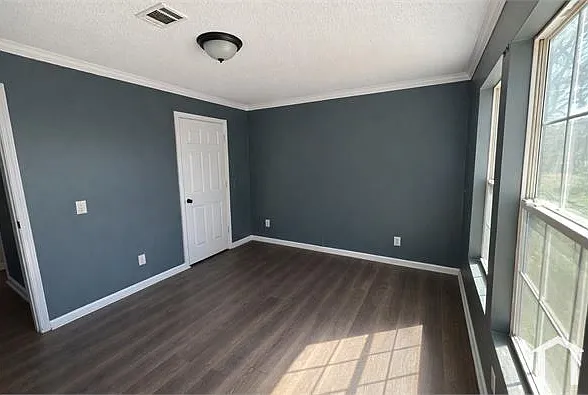 643 Langston Dr SW — Photo 7