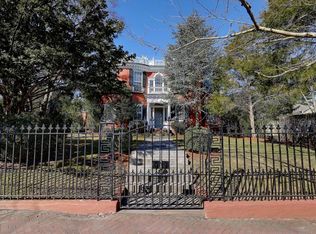 140 Prospect St APT 10, Providence, RI 02906