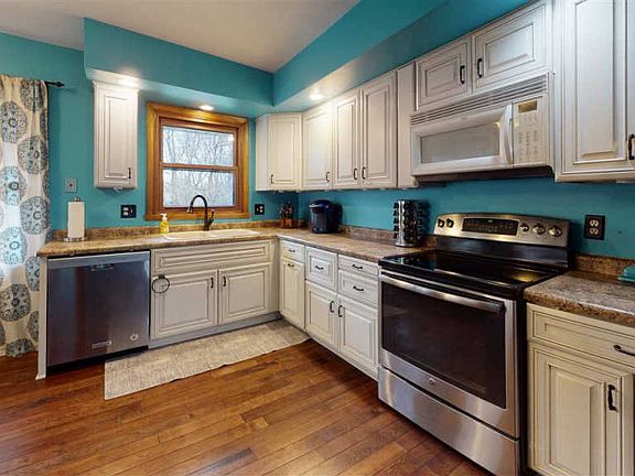 3rd image of 4539 Olde Lyme Dr