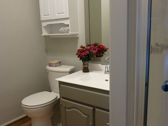 3rd image of 3559 S Winchester Ave Unit 1