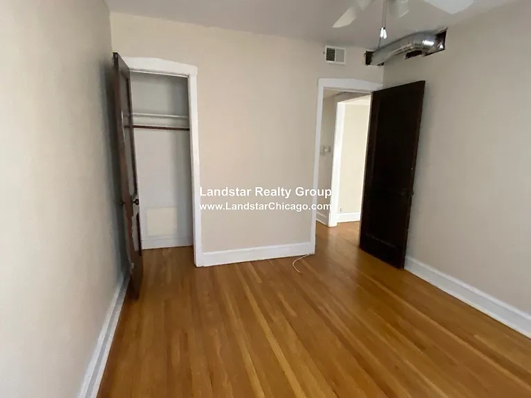 1967 W Foster Ave #3 — Photo 6