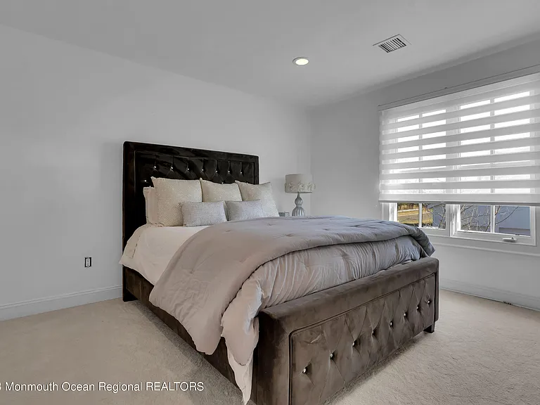 13 Valley Forge Rd — Photo 45