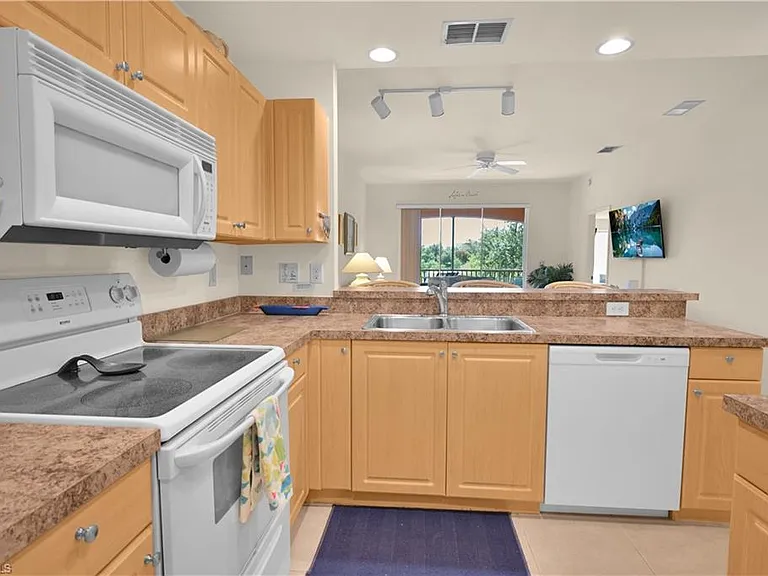 15979 Mandolin Bay Dr #202 — Photo 15