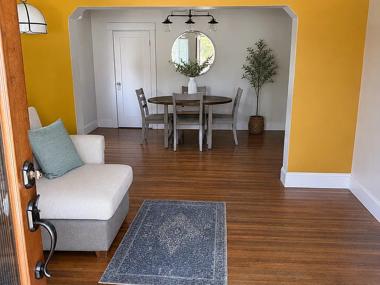 1015 Pitman Ave — Photo 2