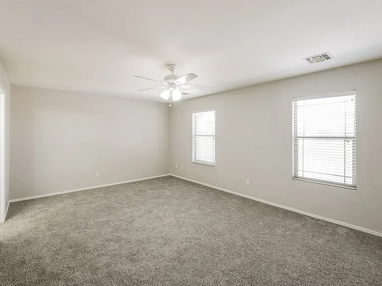 8633 W Cordes Rd — Photo 11