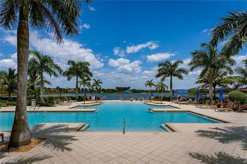 3 bed, 3.5 bath, 2100 sqft, $6,500 — Photo 1
