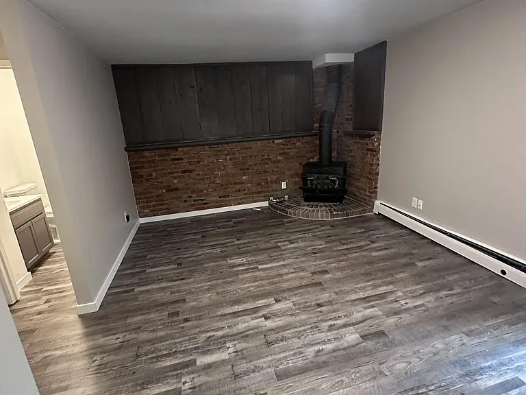 2805 Riverside Dr — Photo 5