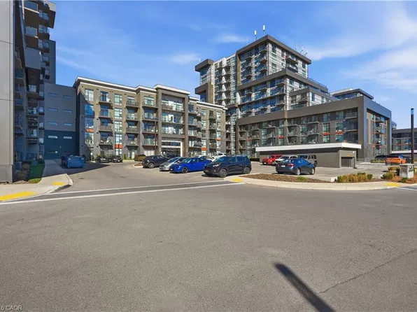 450 Dundas St E #425, Hamilton, ON L8B 1Z2