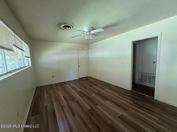 2nd image of 3612 Sykes Park Dr