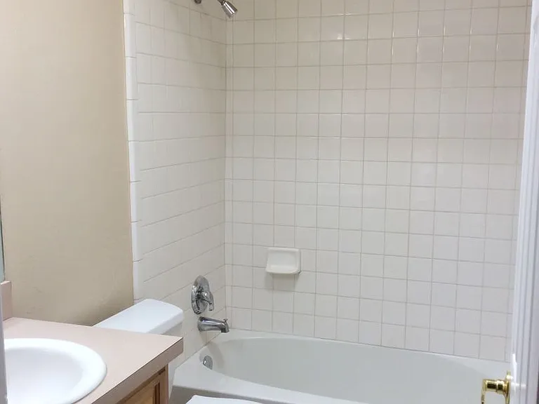 1818 N Santa Rita Ave — Photo 10