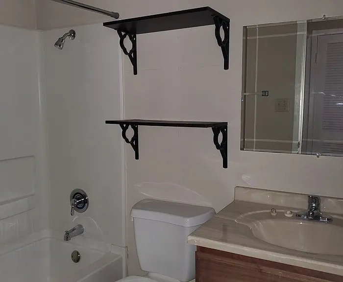 2211 New Combes Hwy #11 — Photo 10