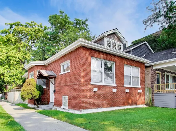 8301 S Maryland Ave, Chicago, IL 60619