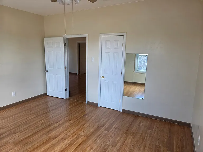 27 Passaic Ave — Photo 8