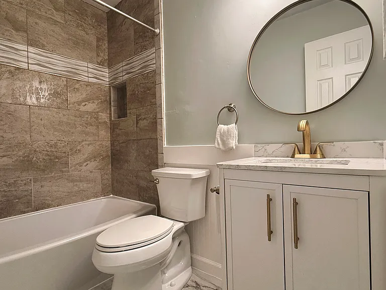 4728 Pimlico Dr — Photo 21