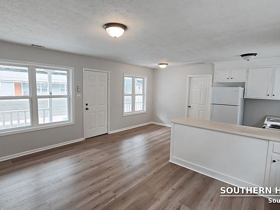 5th image of 1622 Colleton Ave SE APT 1B